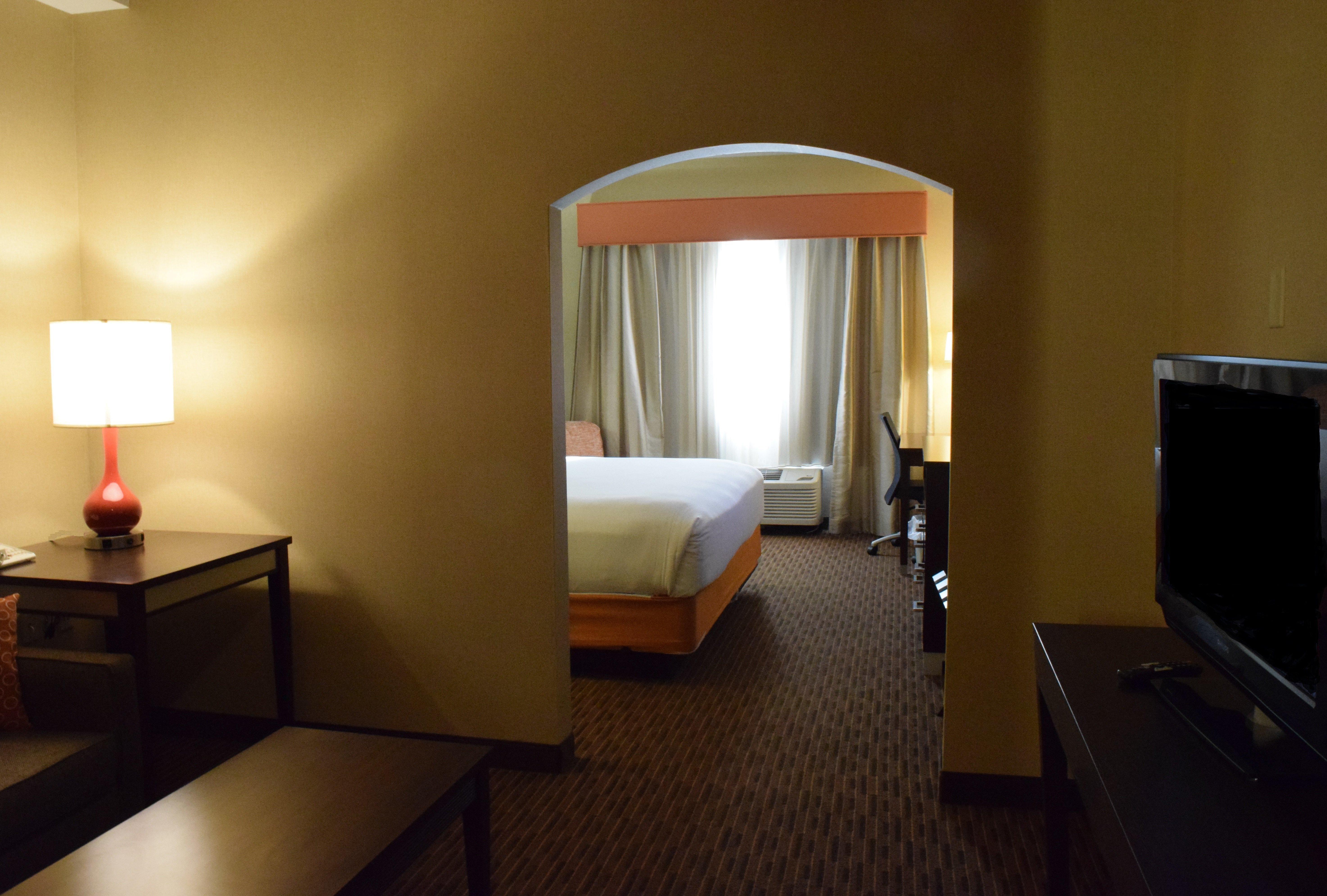 Holiday Inn Express Hotel & Suites Watertown - Thousand Islands, An Ihg Hotel Εξωτερικό φωτογραφία